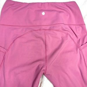 Mauve athleisure leggings. Women’s size large.